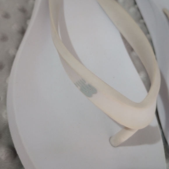 New balance sandals shoes for men's size 10 - Picture 2 of 5